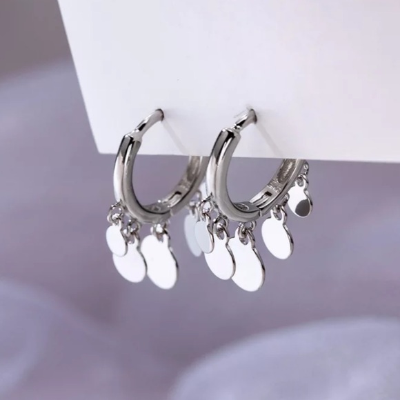 NEW 925 STERLING SILVER SMALL CIRCLE HOOP EARRINGS, NICE EARRINGS, CUTE EARRINGS - Picture 3 of 7